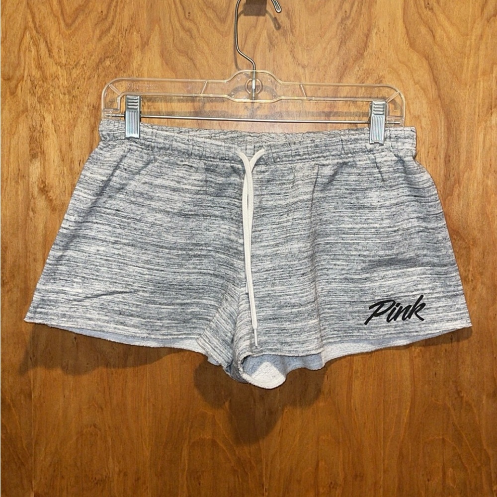 PINK vs Shorts